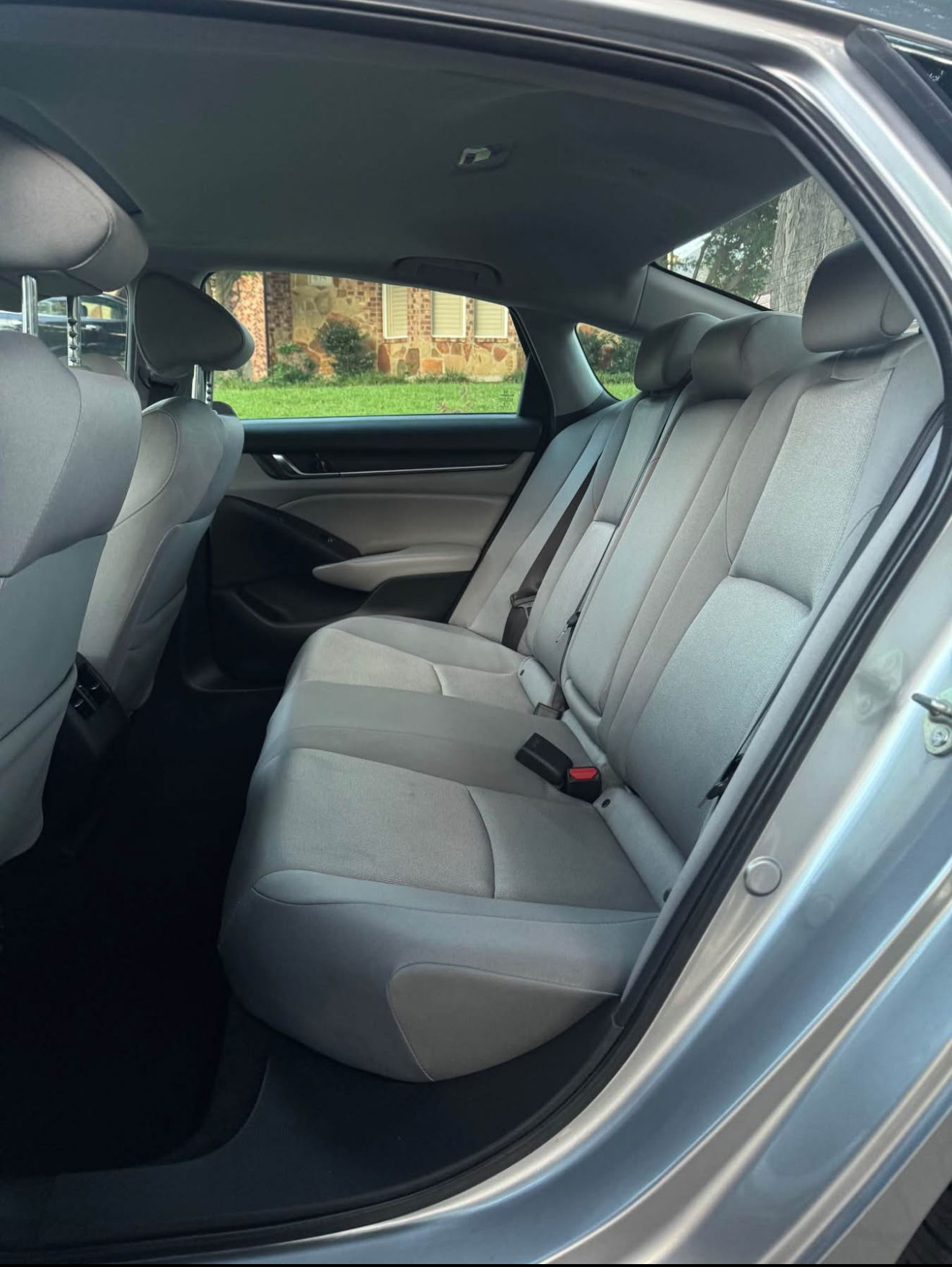 2020 Honda Accord EX - Image 11