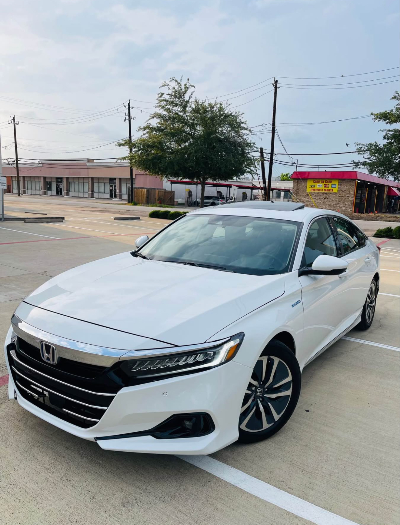 2021 Honda Accord - Image 2