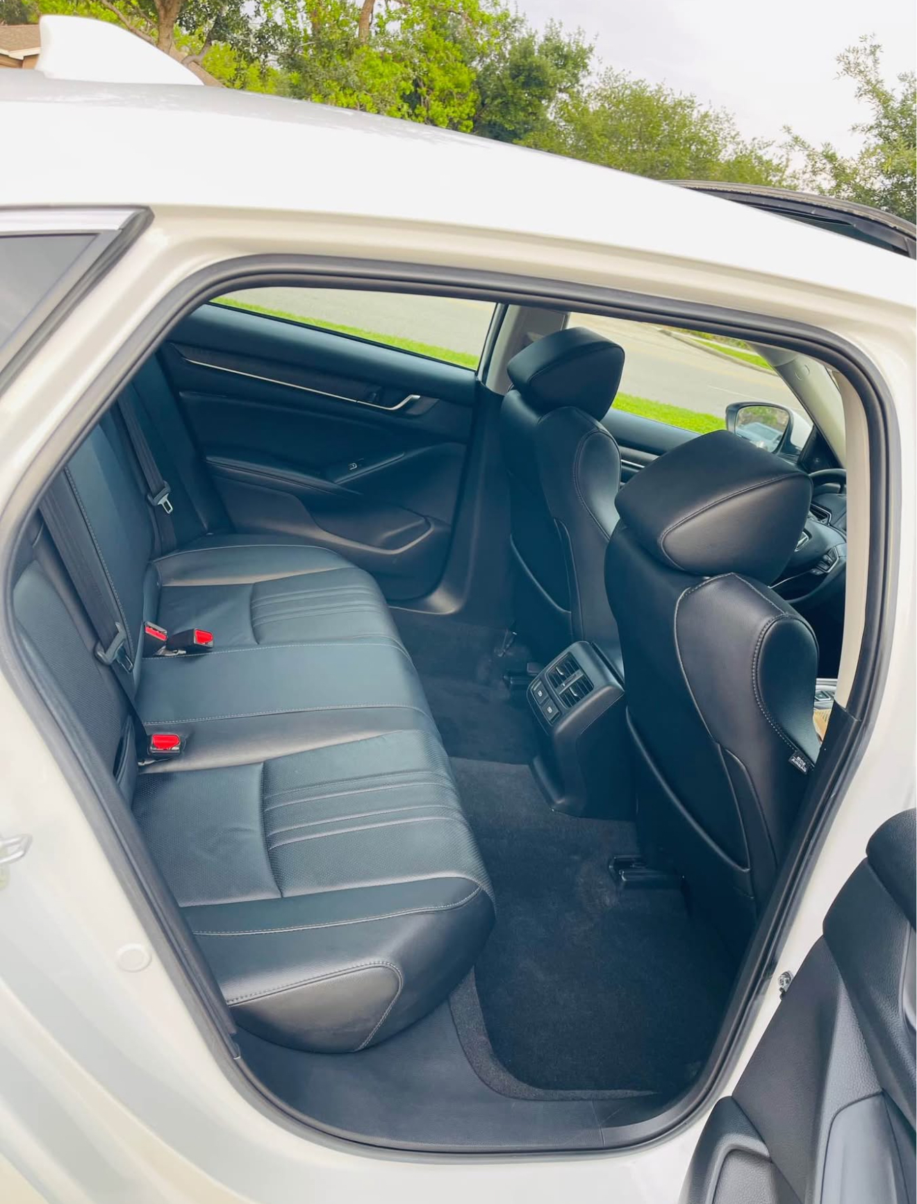 2021 Honda Accord - Image 12