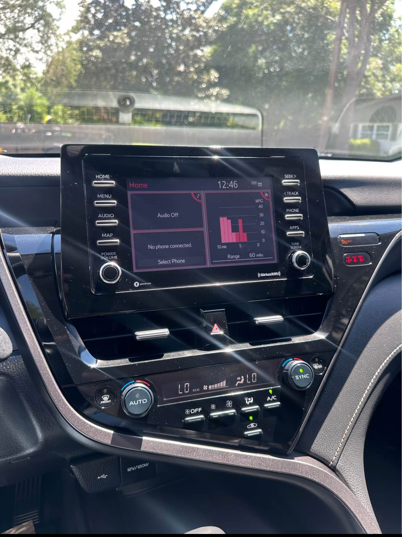 2022 Toyota Camry SE - Image 6