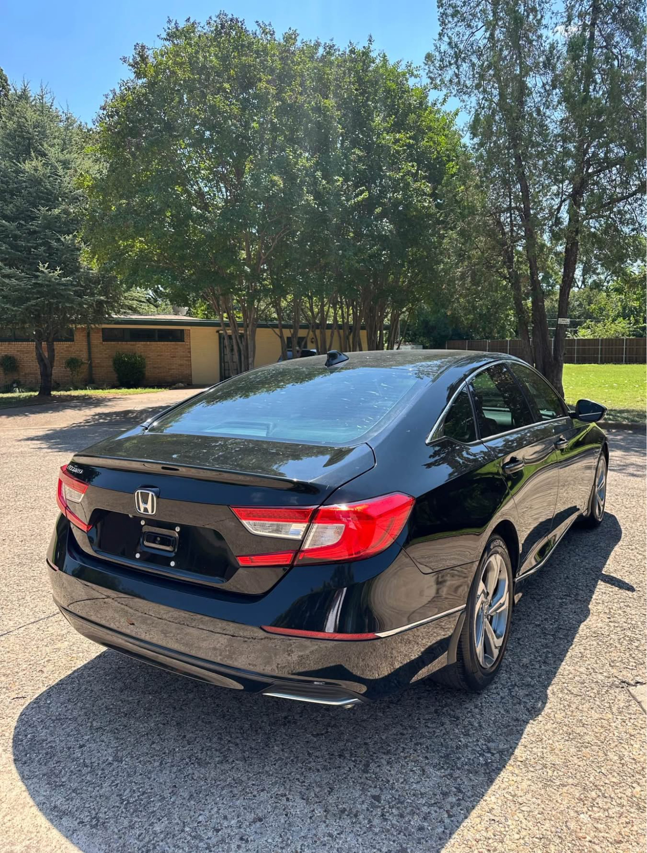 2019 Honda Accord EX-L - Image 7