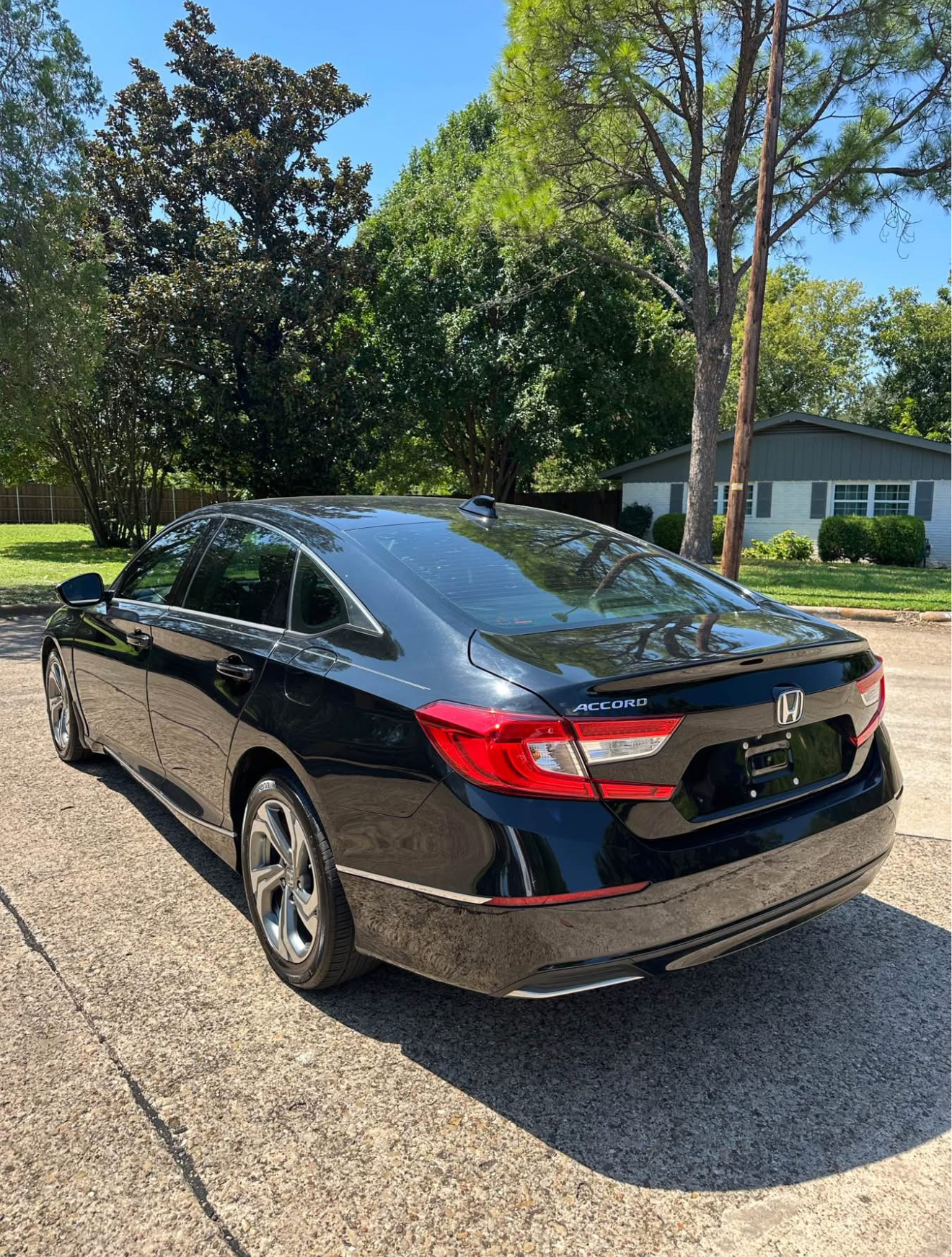 2019 Honda Accord EX-L - Image 5