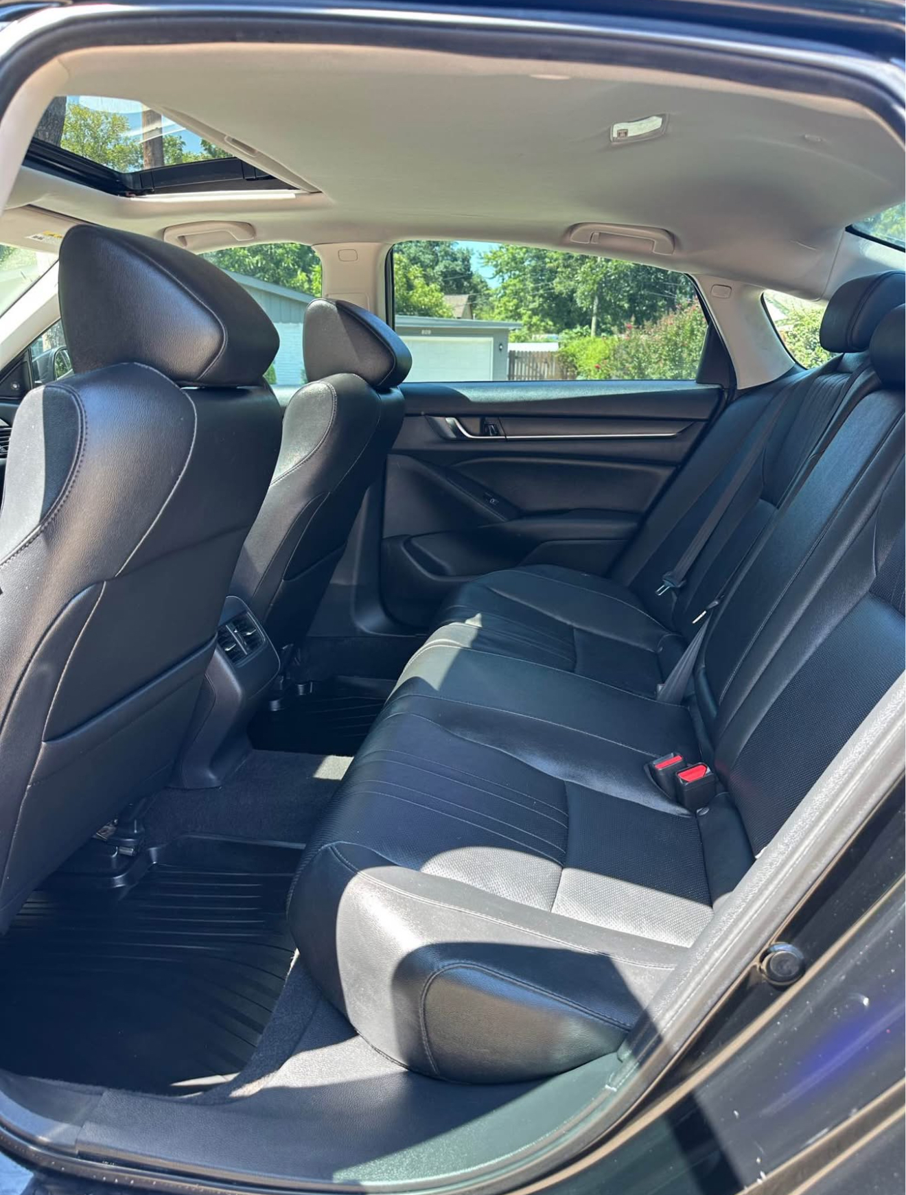 2019 Honda Accord EX-L - Image 13