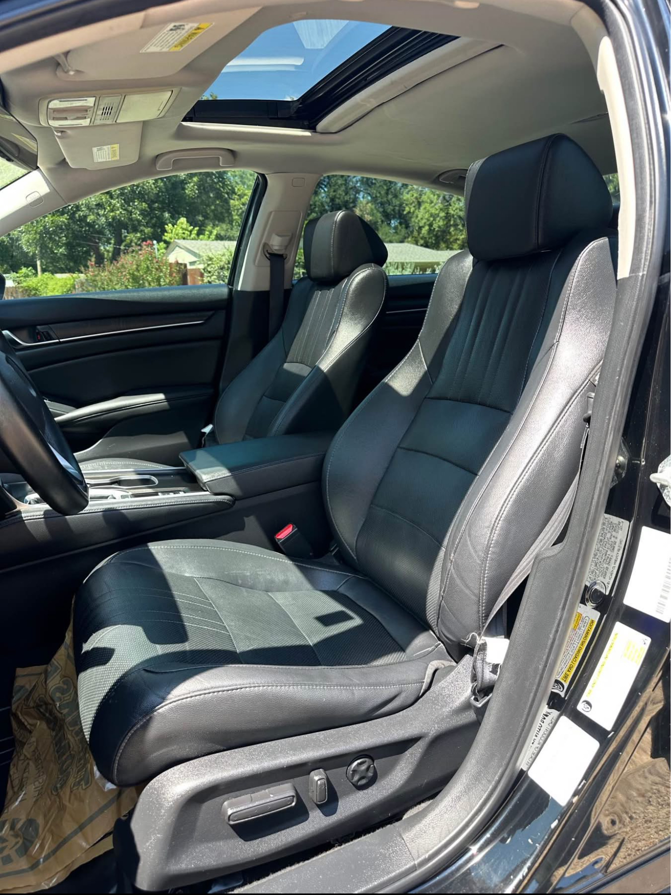 2019 Honda Accord EX-L - Image 14