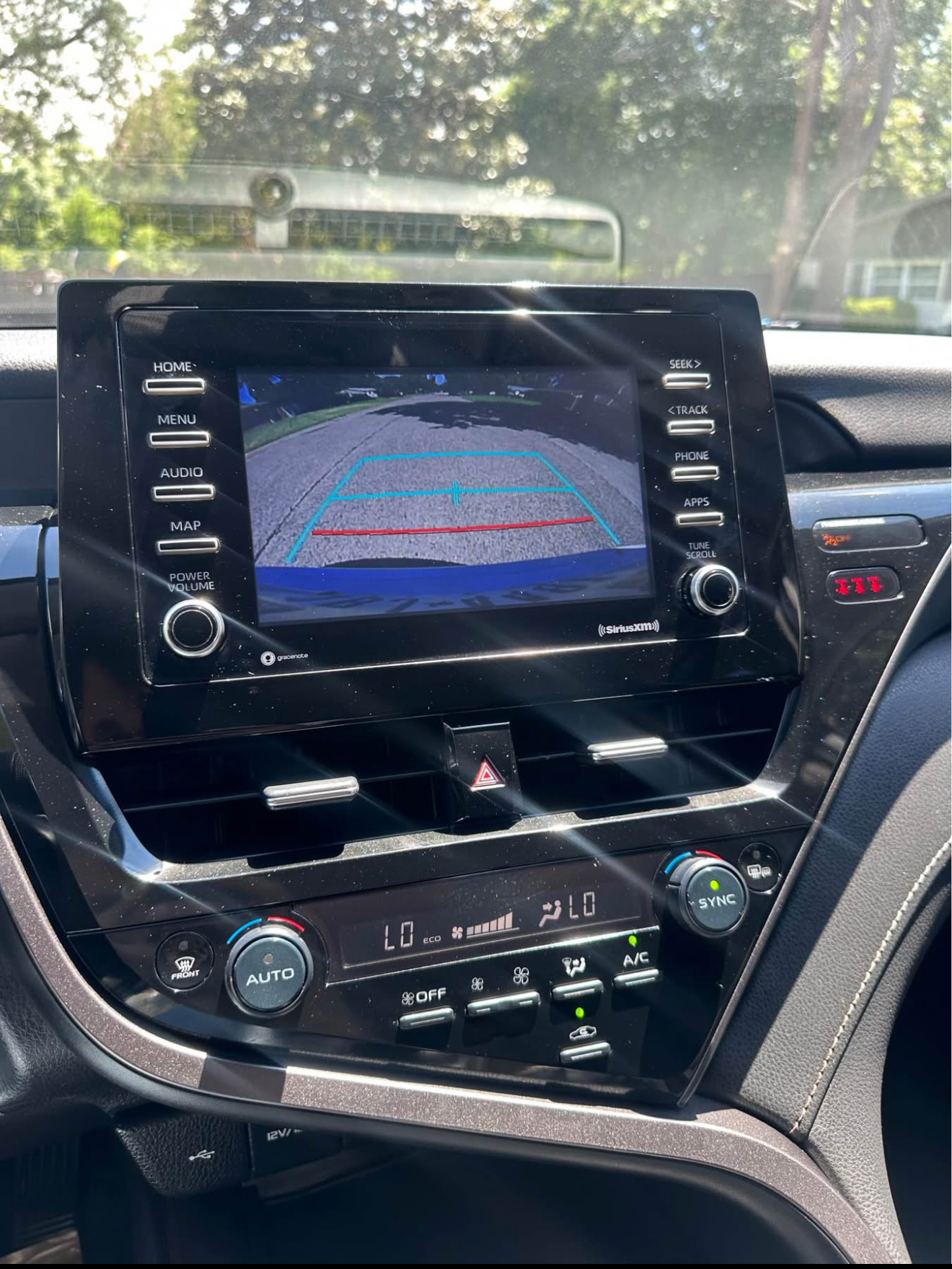 2022 Toyota Camry SE - Image 18