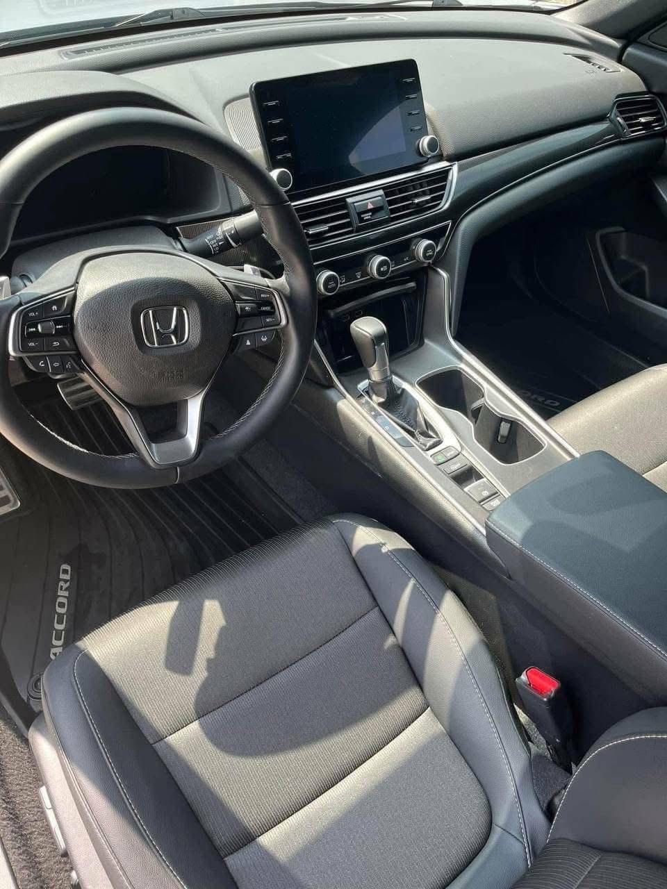 2017 honda civic Exl - Image 4